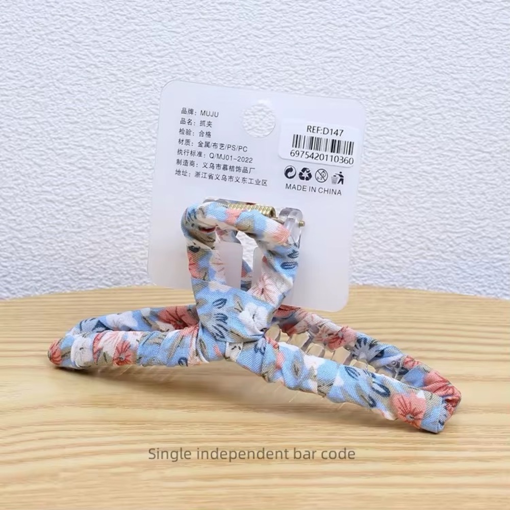 Muji Pastel Floral Hair Clip